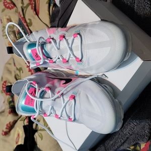 Nike womans Vapormax2019